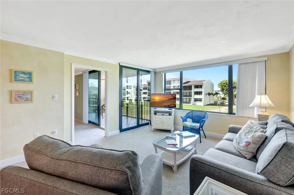 979 E Gulf Drive Sanibel FL 33957