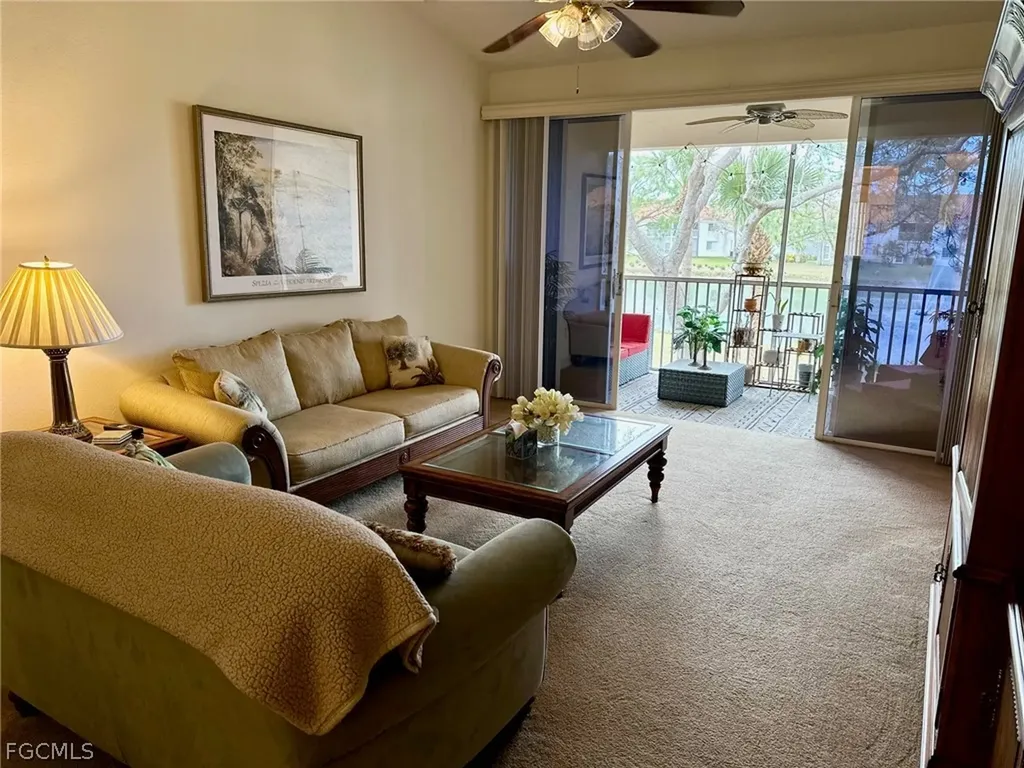 675 Luisa Lane Naples FL 34104