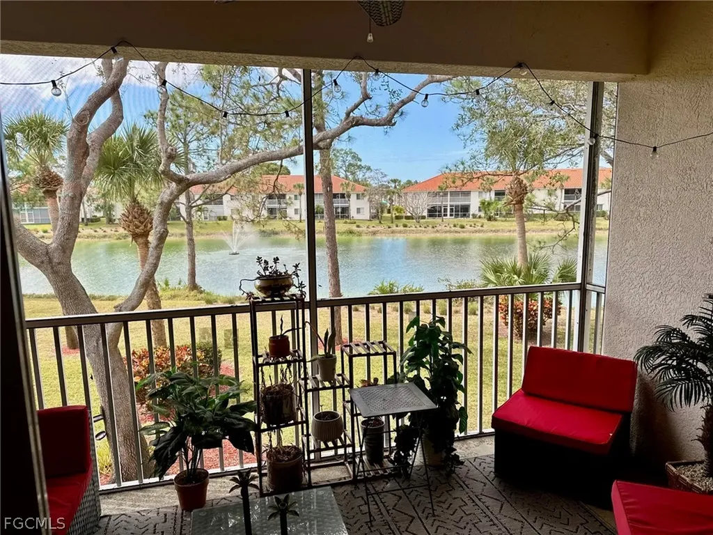 675 Luisa Lane Naples FL 34104