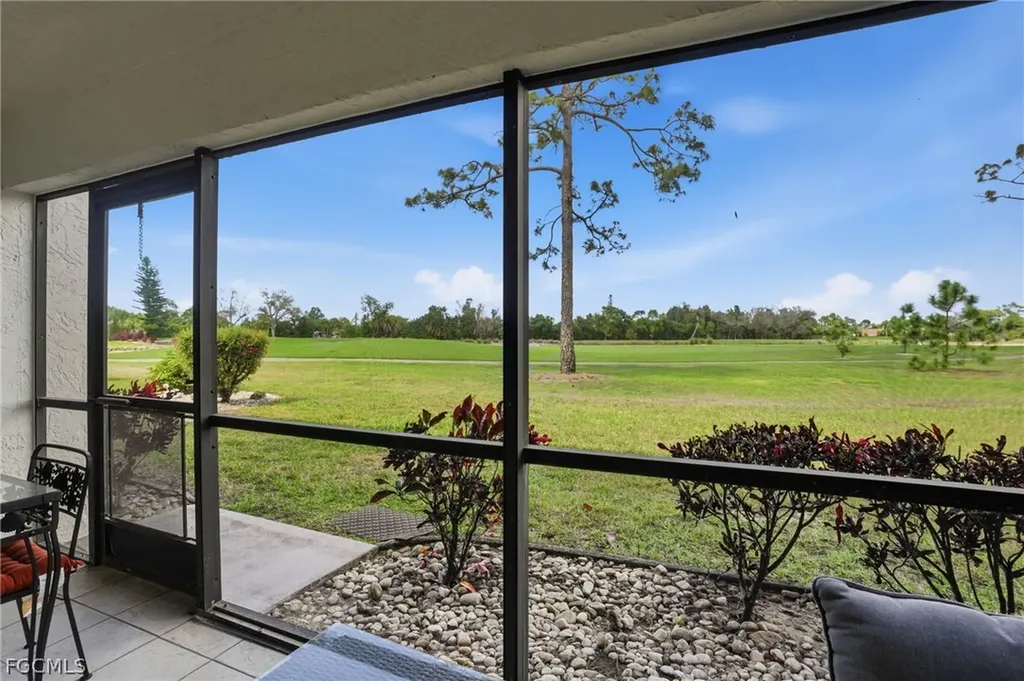 5585 Trailwinds Drive Fort Myers FL 33907