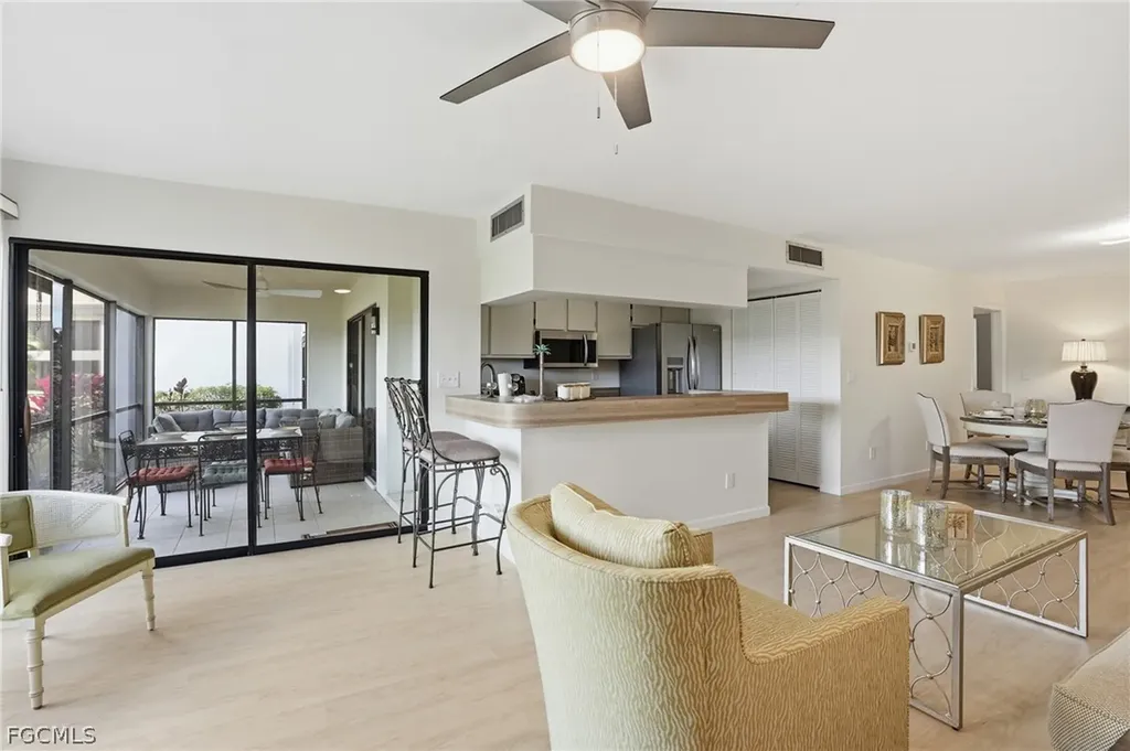 5585 Trailwinds Drive Fort Myers FL 33907