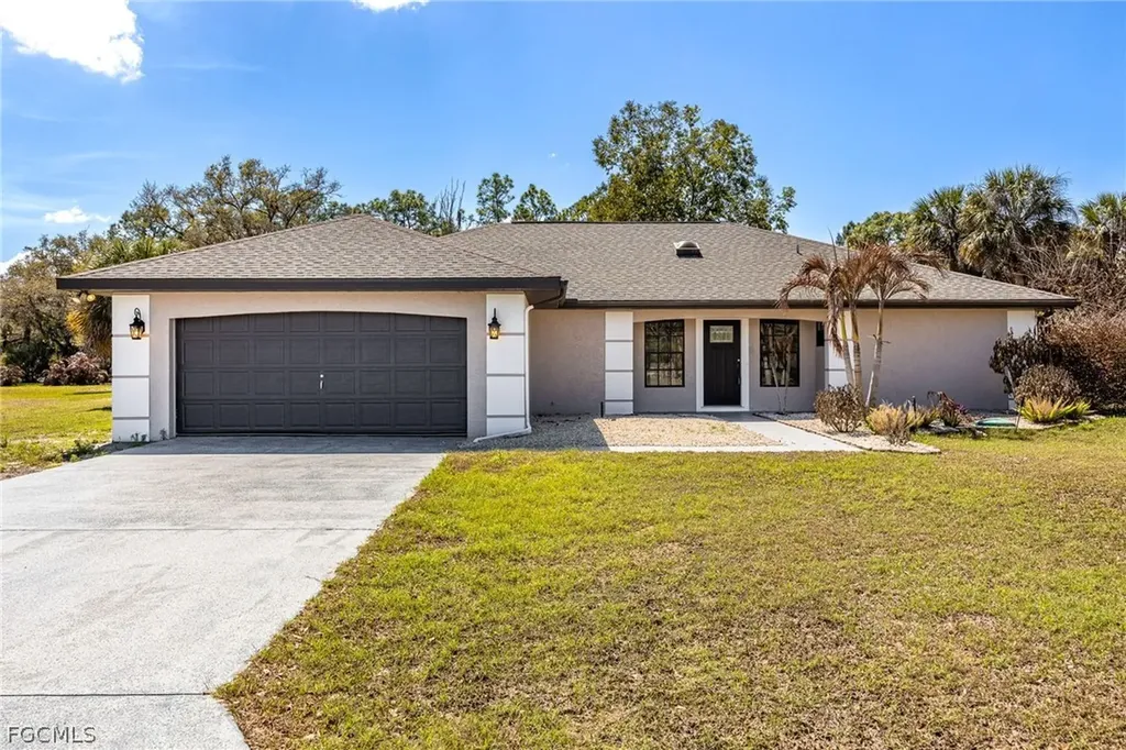 18890 Fox Run Road Alva FL 33920