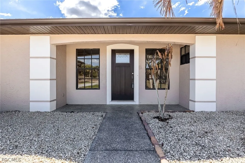 18890 Fox Run Road Alva FL 33920