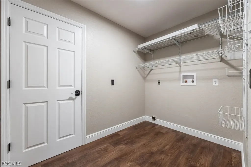 18890 Fox Run Road Alva FL 33920