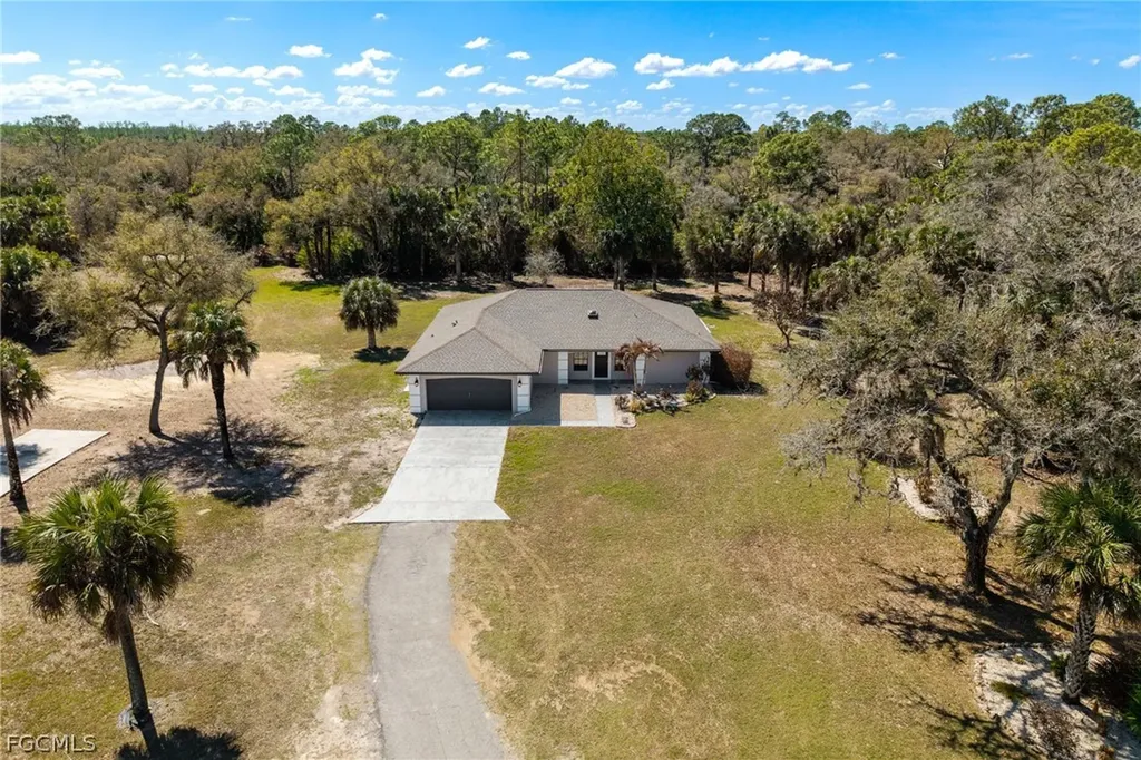 18890 Fox Run Road Alva FL 33920
