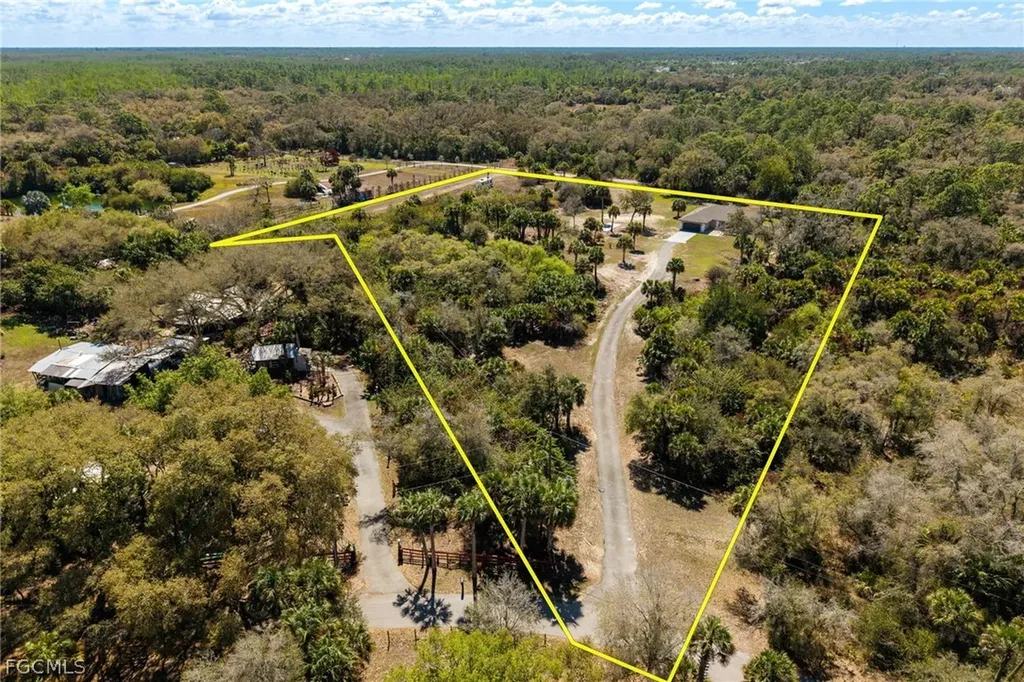 18890 Fox Run Road Alva FL 33920