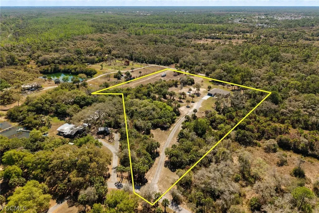 18890 Fox Run Road Alva FL 33920