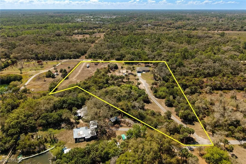 18890 Fox Run Road Alva FL 33920