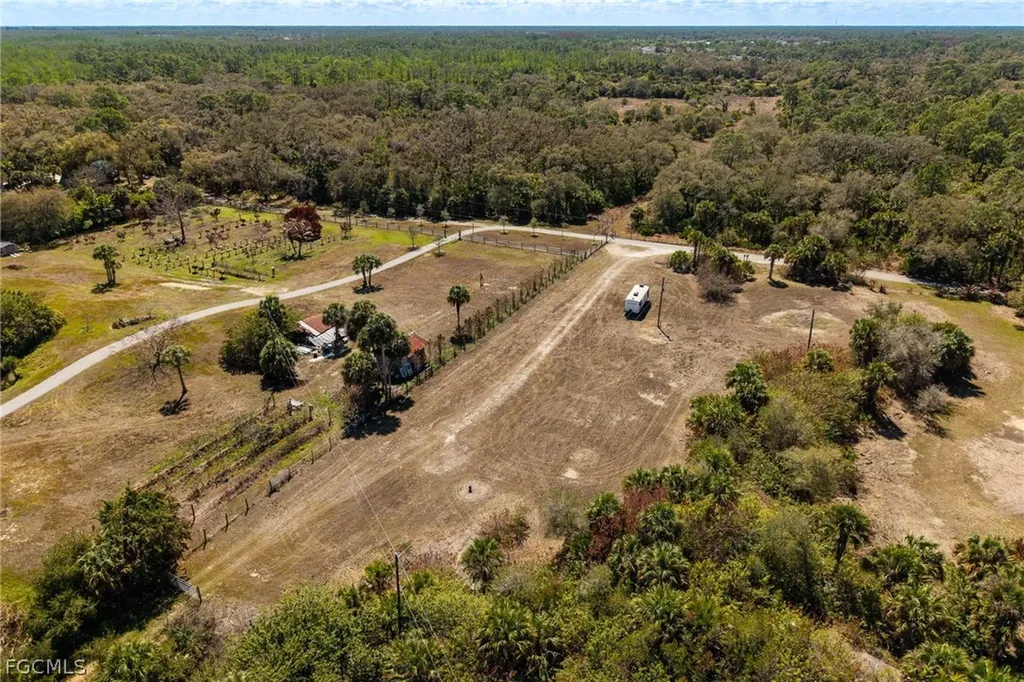 18890 Fox Run Road Alva FL 33920