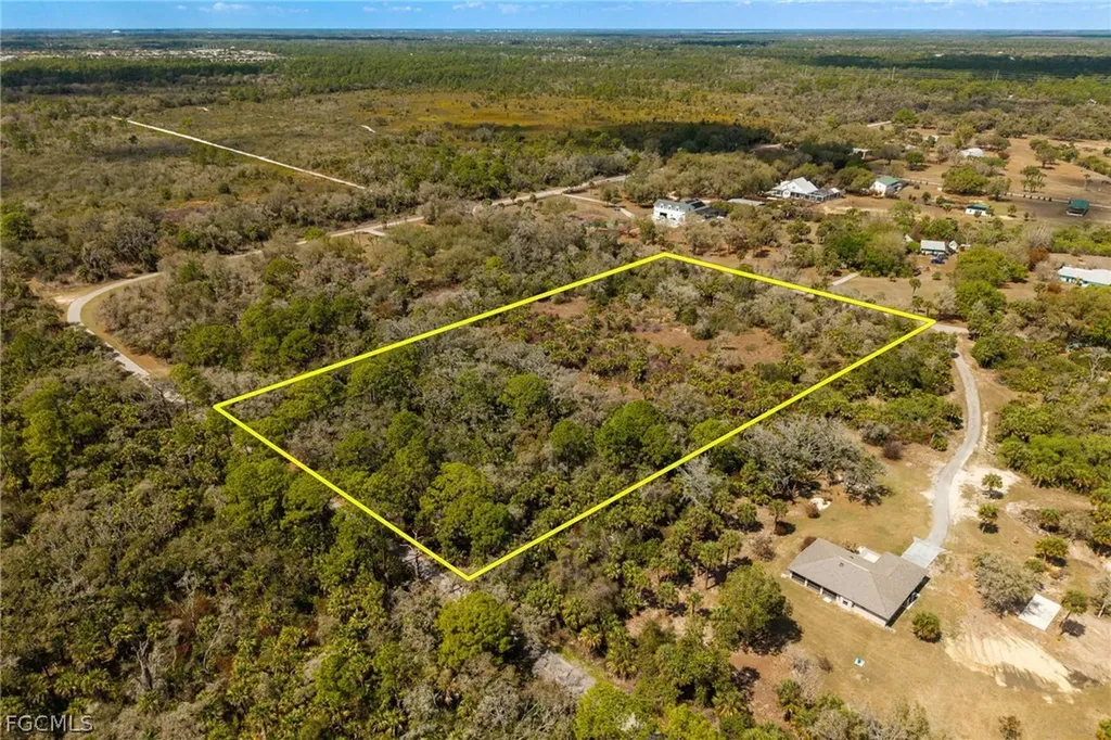 3751 Bateman Road Alva FL 33920
