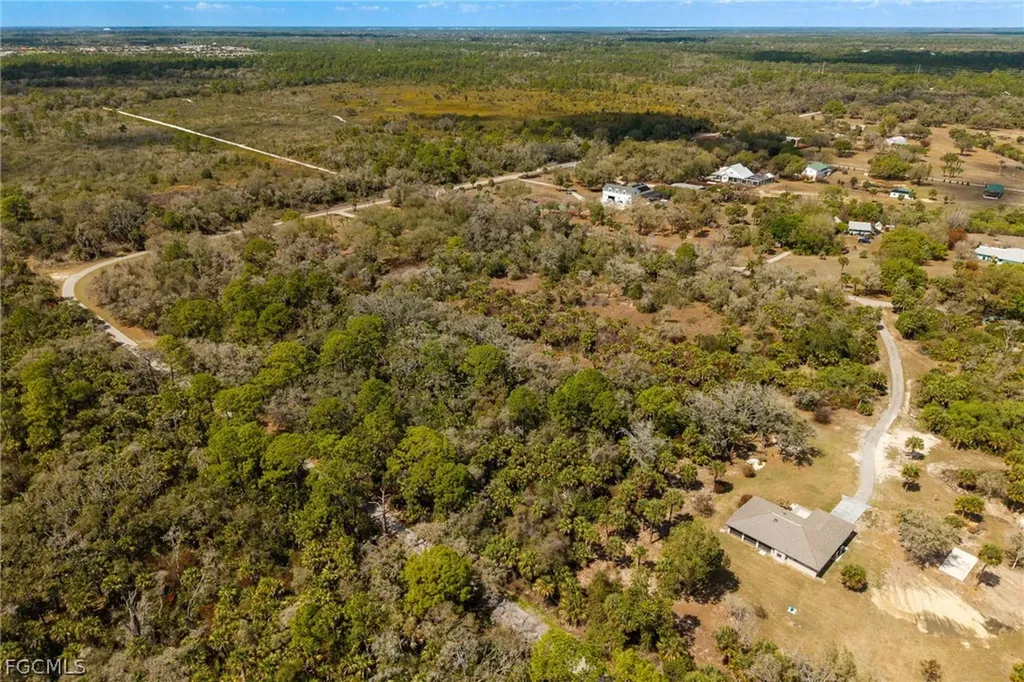 3751 Bateman Road Alva FL 33920