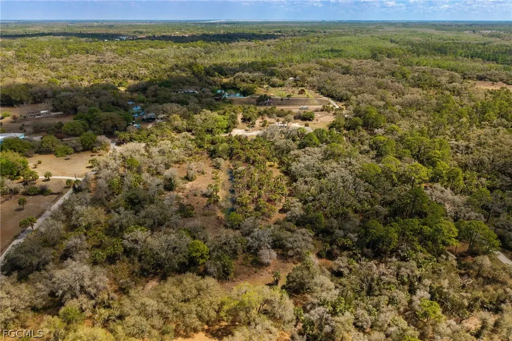 3751 Bateman Road Alva FL 33920
