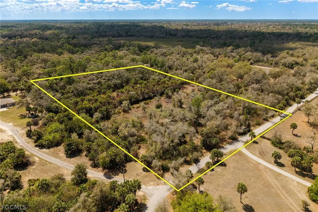 3751 Bateman Road Alva FL 33920
