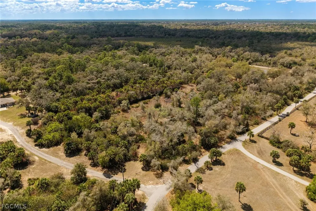 3751 Bateman Road Alva FL 33920