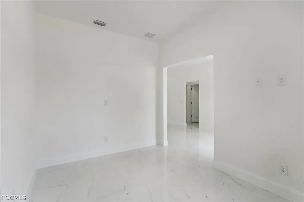 3026 37th Street SW Lehigh Acres FL 33976