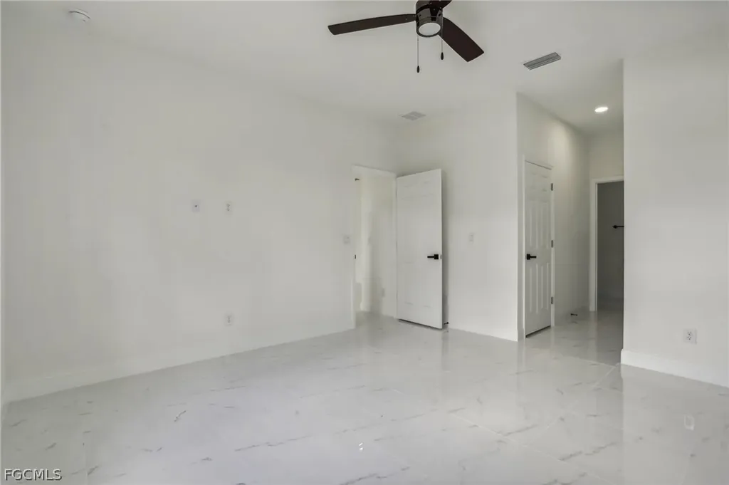 3026 37th Street SW Lehigh Acres FL 33976