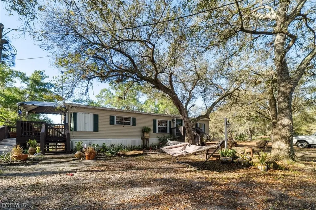 545 & 535 S Fronda Street Clewiston FL 33440