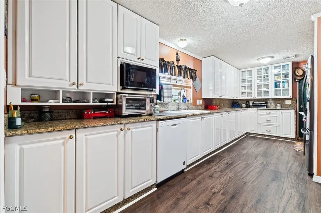 545 & 535 S Fronda Street Clewiston FL 33440