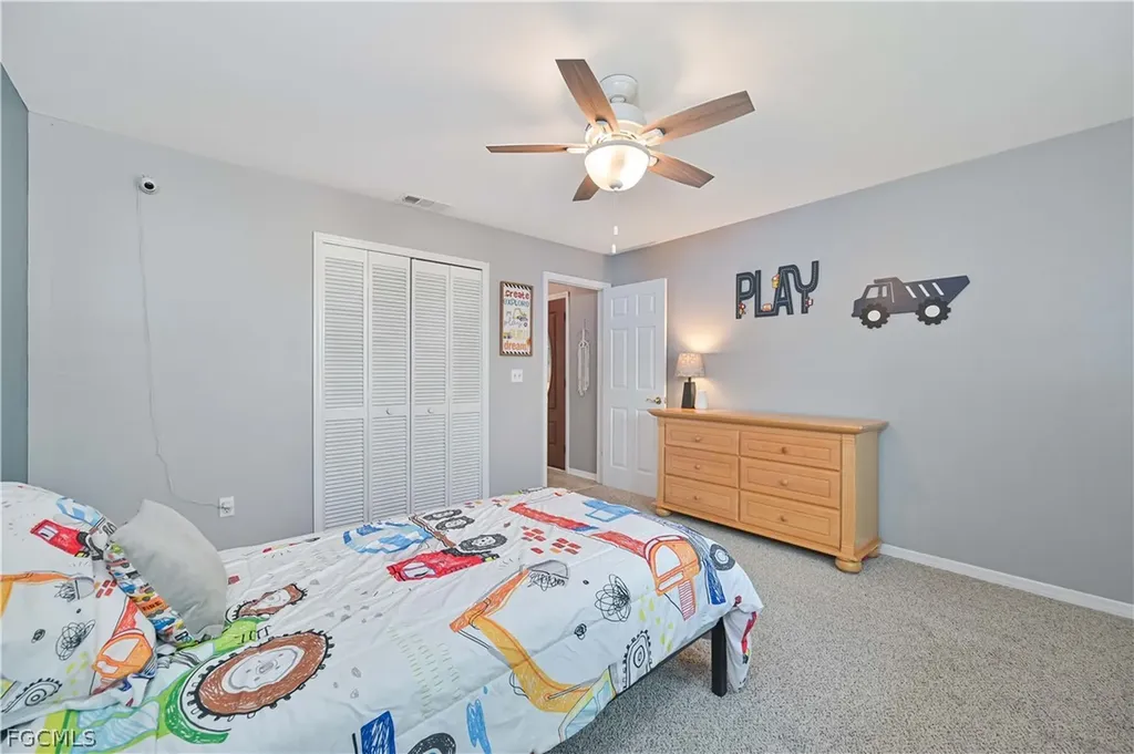 13680 Raleigh Lane Fort Myers FL 33919