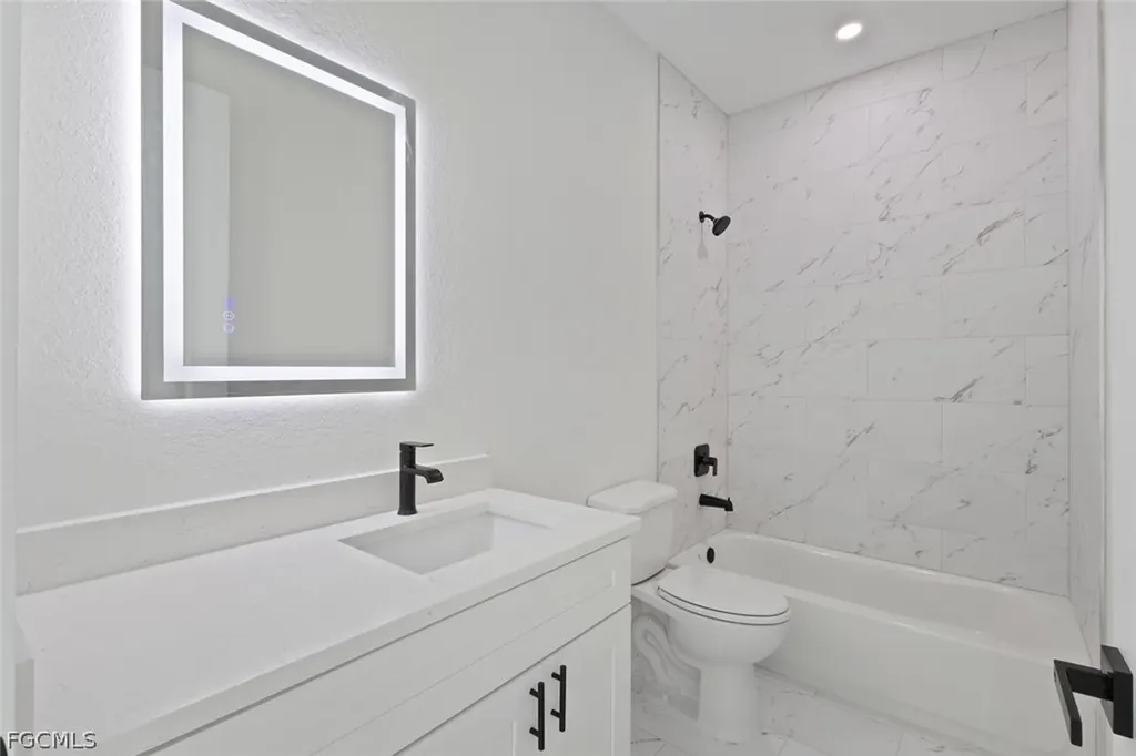 4306 NW 35th Street Cape Coral FL 33993