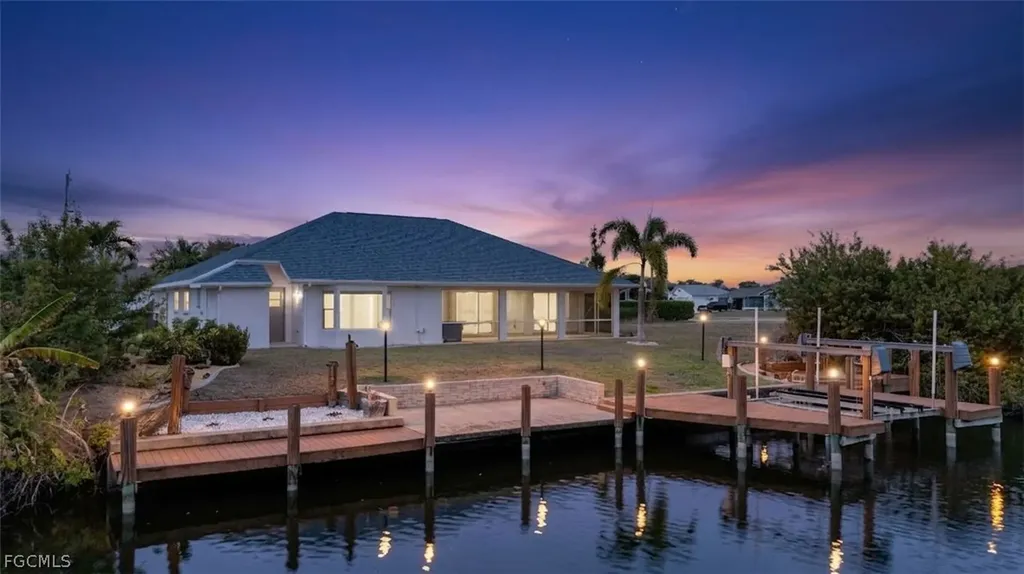 2244 SW 28th Street Cape Coral FL 33914