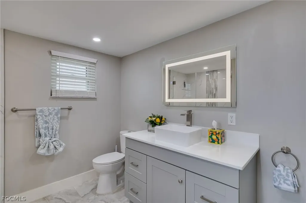2244 SW 28th Street Cape Coral FL 33914