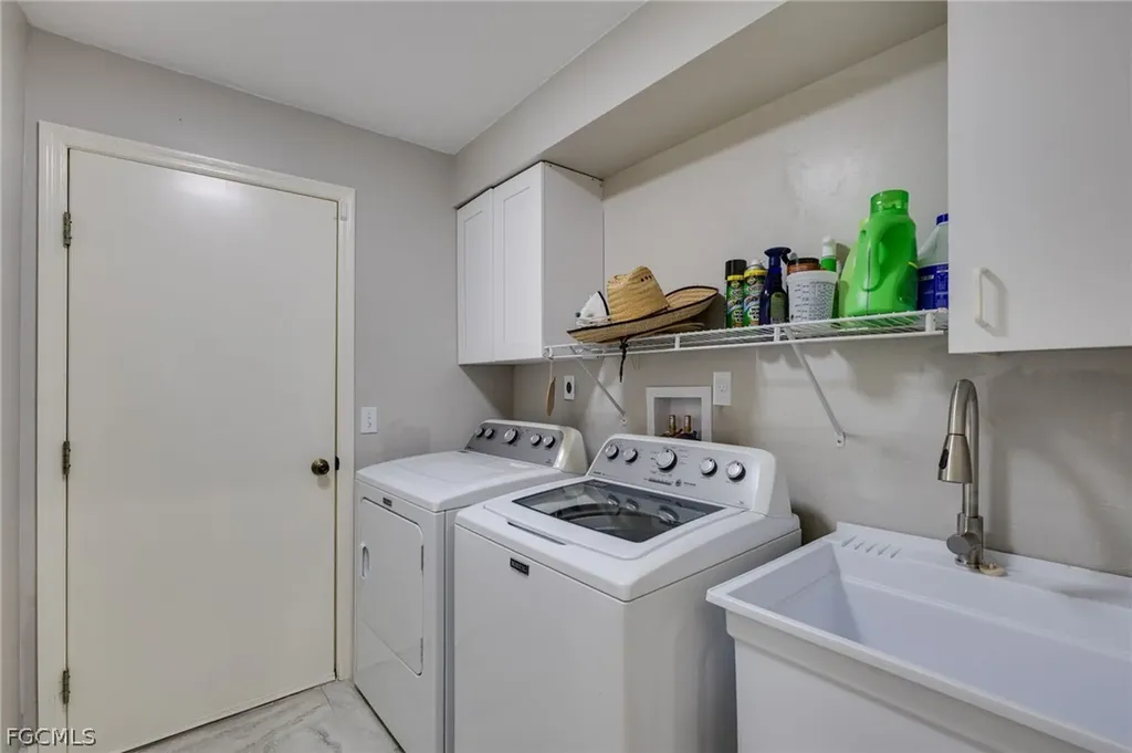 2244 SW 28th Street Cape Coral FL 33914