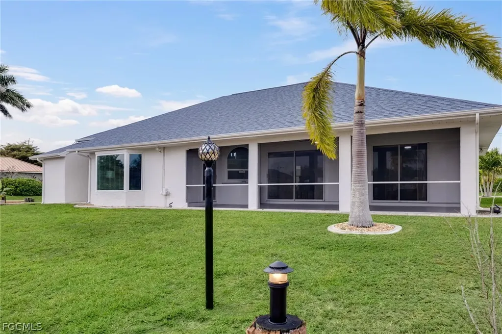 2244 SW 28th Street Cape Coral FL 33914