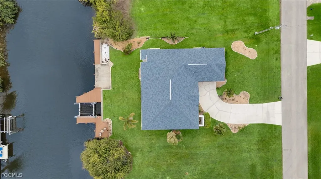 2244 SW 28th Street Cape Coral FL 33914