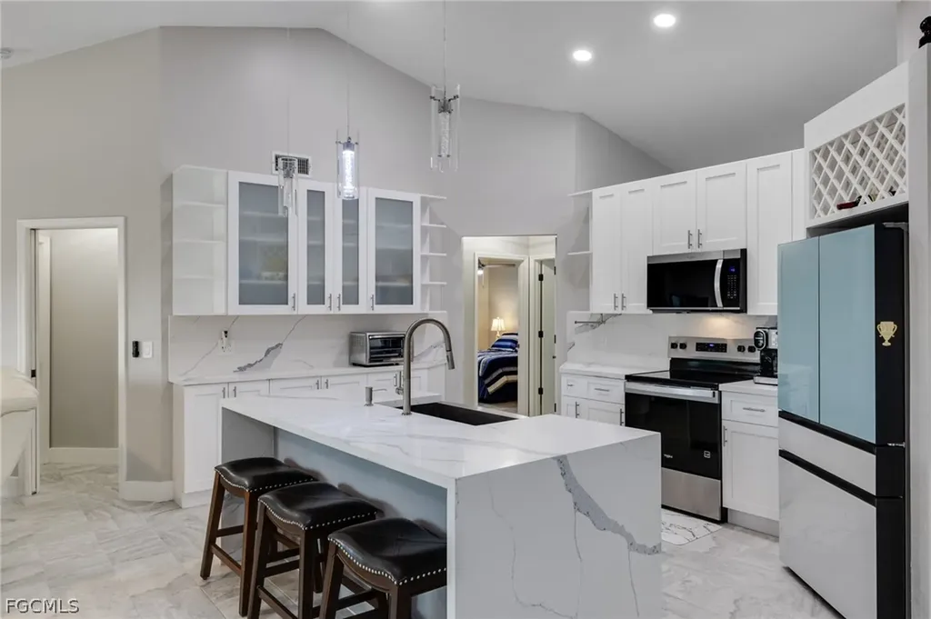 2244 SW 28th Street Cape Coral FL 33914
