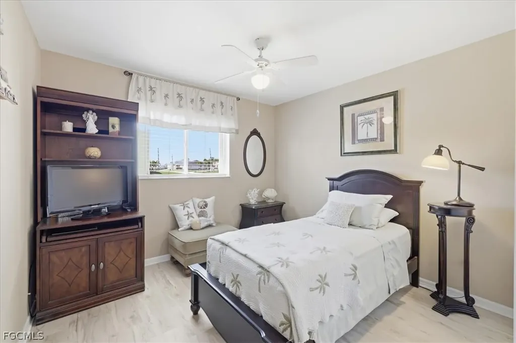 2337 NW 38th Place Cape Coral FL 33993