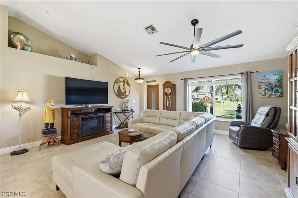 2337 NW 38th Place Cape Coral FL 33993