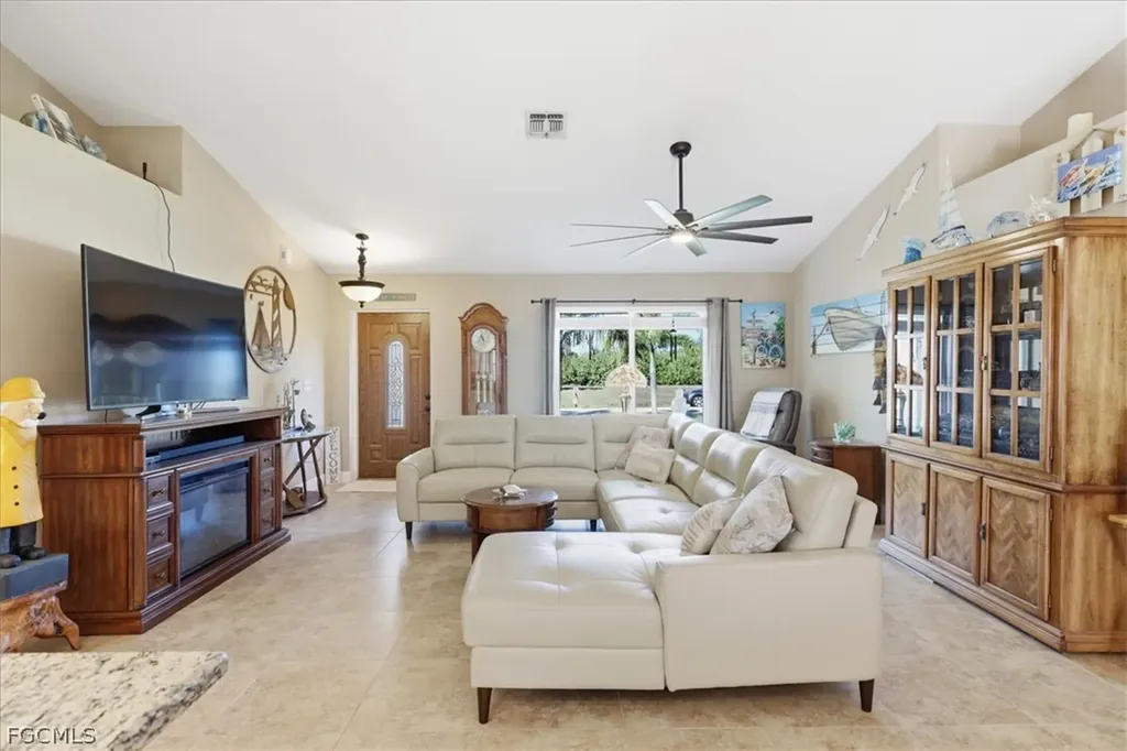 2337 NW 38th Place Cape Coral FL 33993