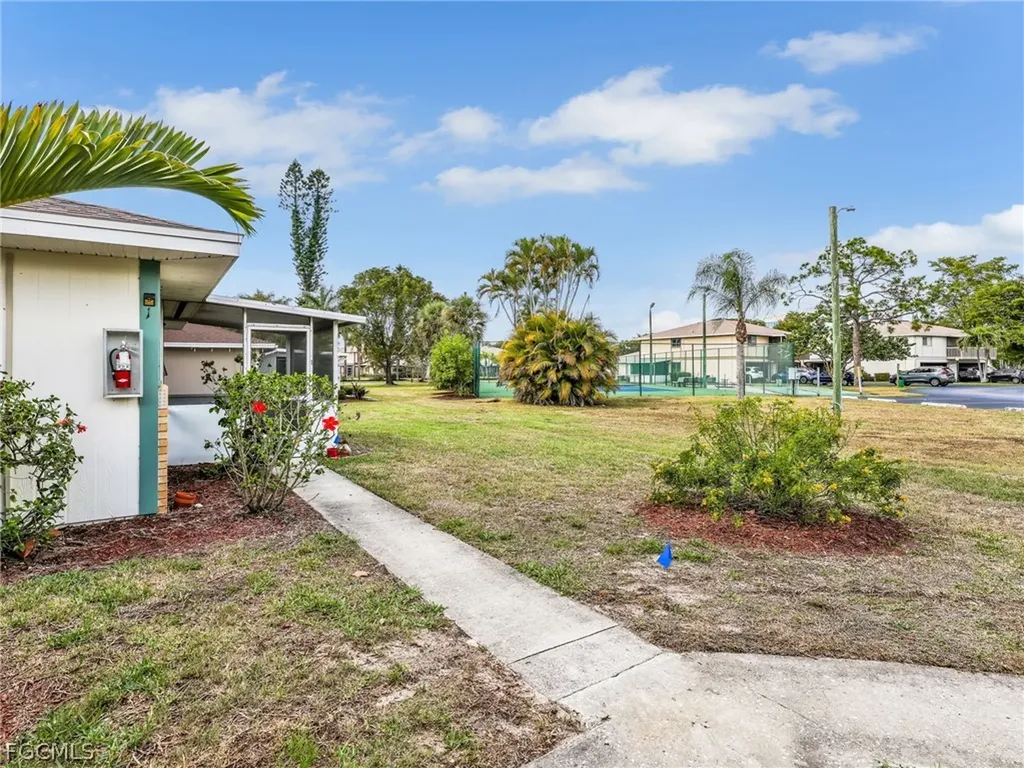 3297 Royal Canadian Trace Fort Myers FL 33907