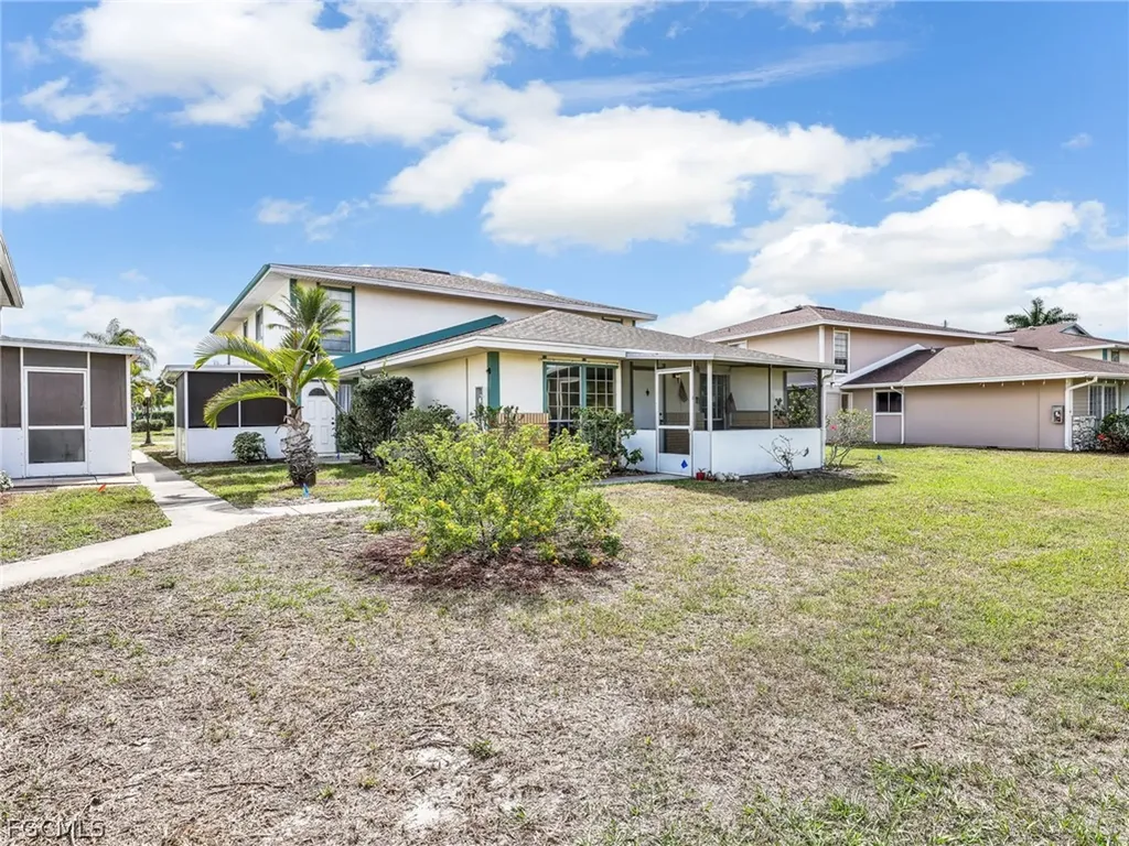 3297 Royal Canadian Trace Fort Myers FL 33907