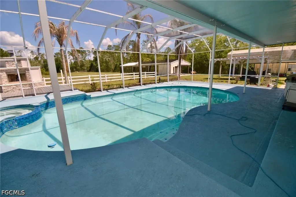 3551 Red Barn Ormond Beach FL 34174