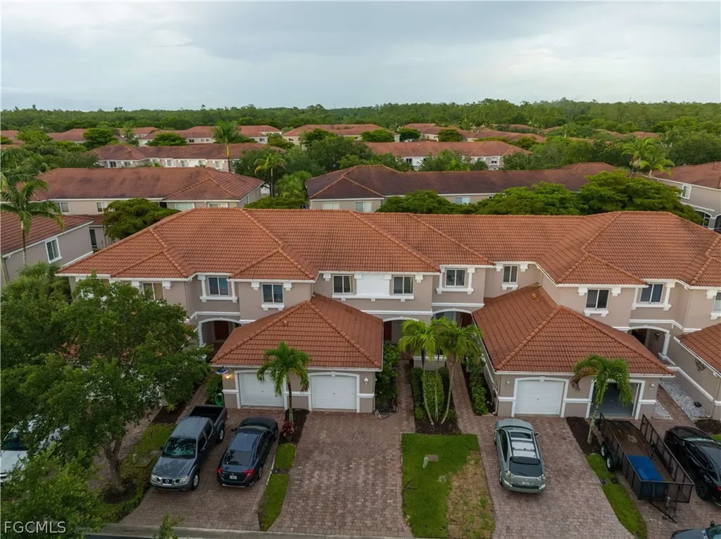 10027 Salina Street Fort Myers FL 33905