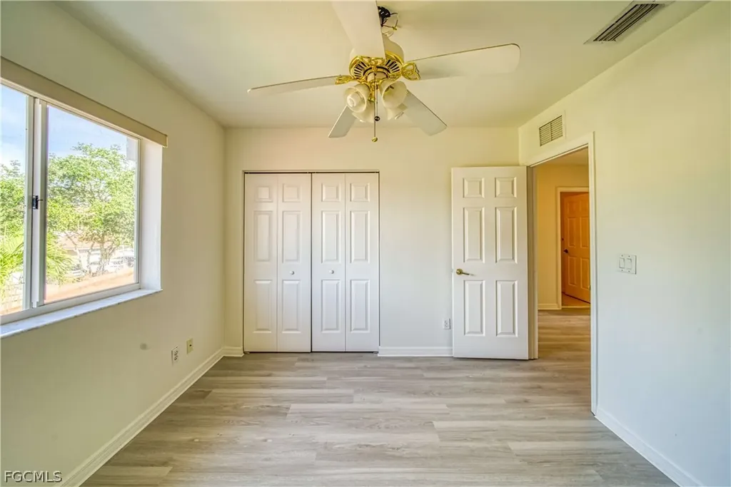 10027 Salina Street Fort Myers FL 33905