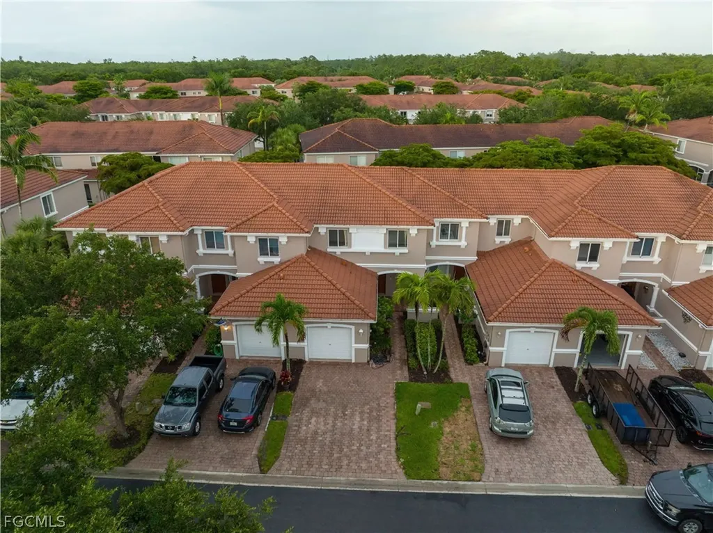 10027 Salina Street Fort Myers FL 33905