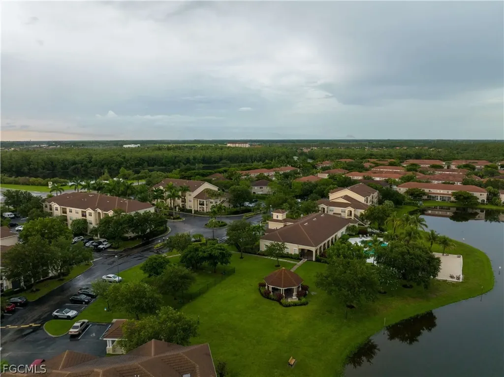 10027 Salina Street Fort Myers FL 33905