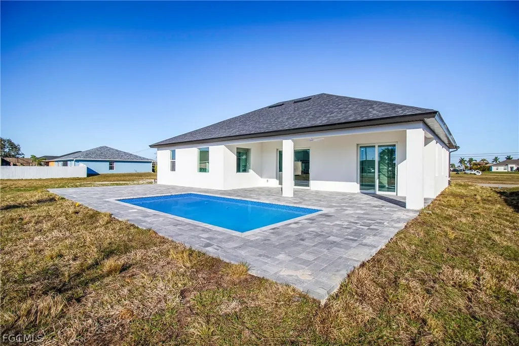 1026 Nelson Road N Cape Coral FL 33993