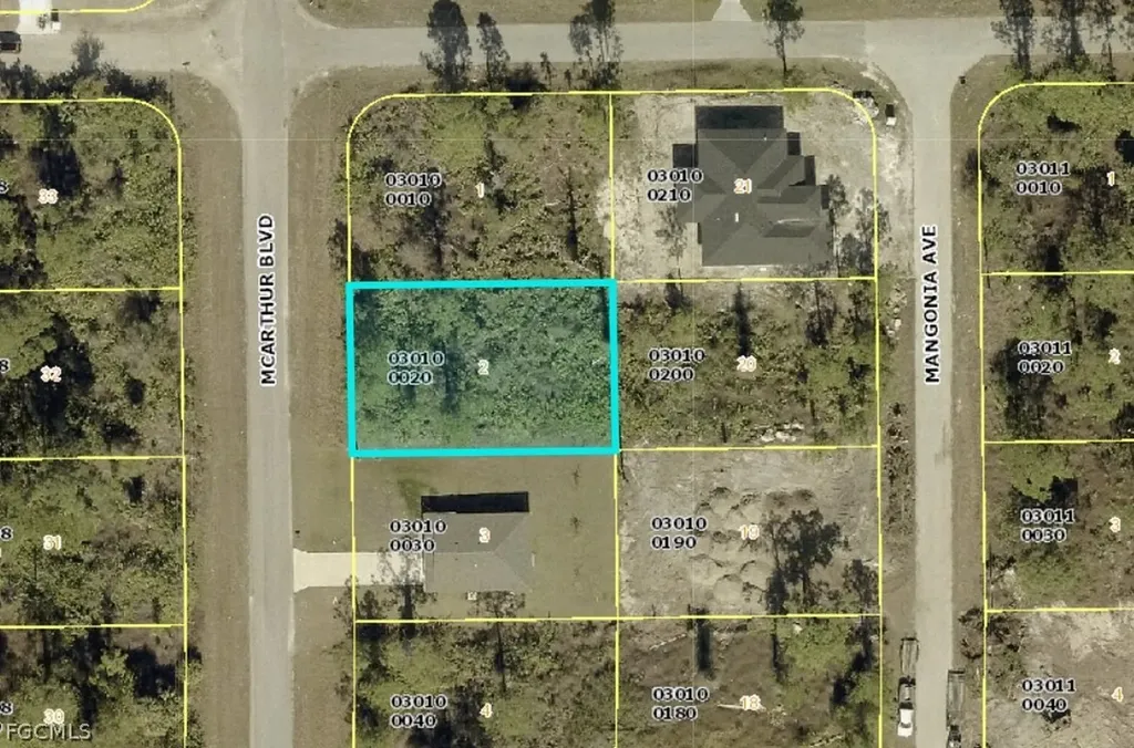 307 Mcarthur Boulevard Lehigh Acres FL 33974