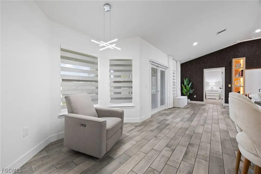 1728 Diplomat Parkway W Cape Coral FL 33993