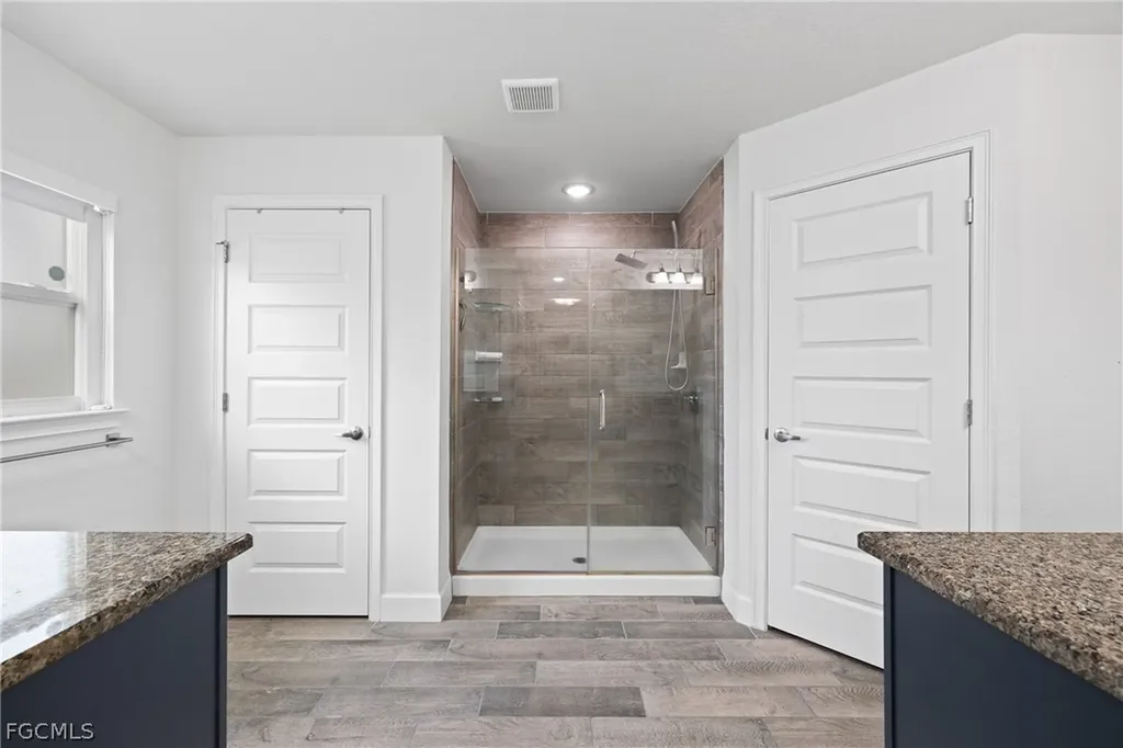 1728 Diplomat Parkway W Cape Coral FL 33993