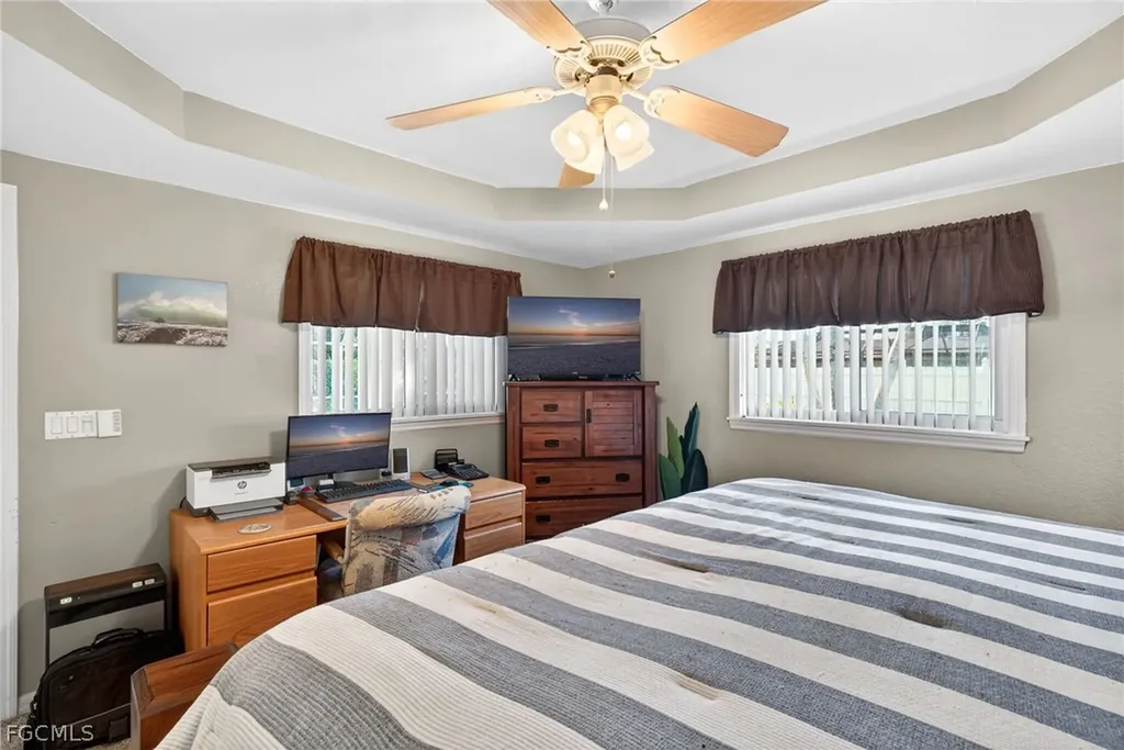 1114 SE 14th Terrace Cape Coral FL 33990