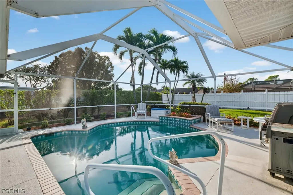 1114 SE 14th Terrace Cape Coral FL 33990