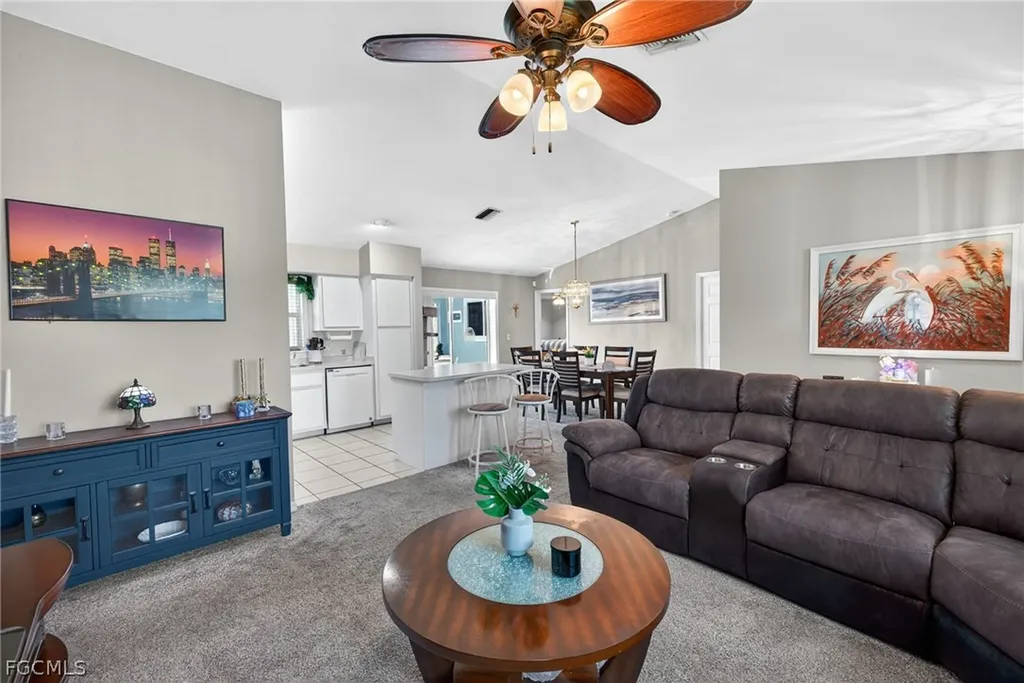 1114 SE 14th Terrace Cape Coral FL 33990