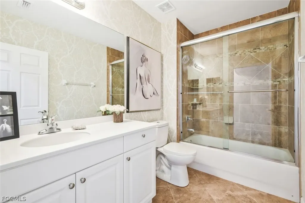 13860 Avon Park Circle Fort Myers FL 33912