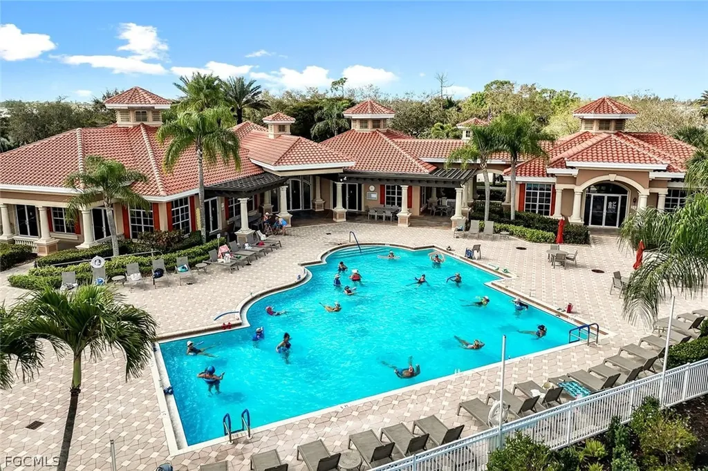 13860 Avon Park Circle Fort Myers FL 33912