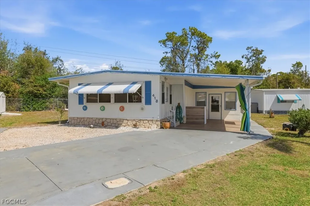 418 Timber Lane N North Fort Myers FL 33917